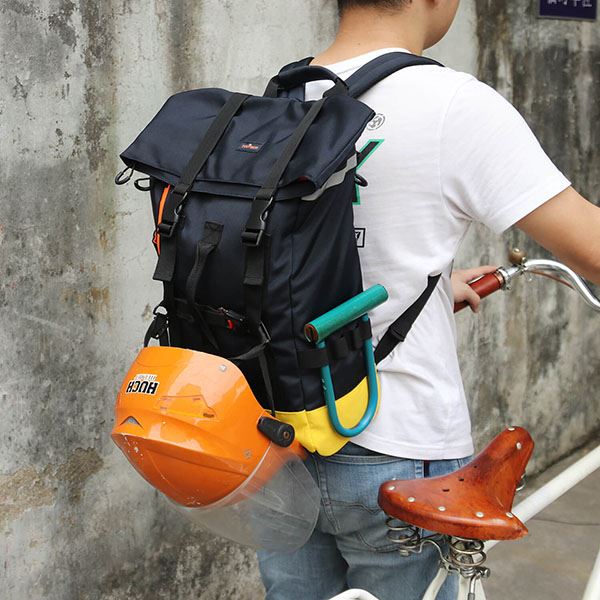 cycling backpack commuter.jpg