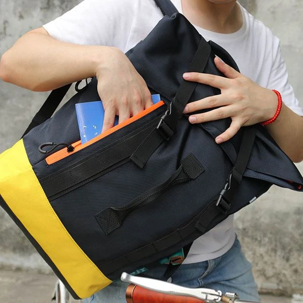bike commuter backpack.jpg